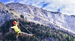 [SLOVENIJA] ‘Poletite’ zrakom i uživajte u prirodi iz drugačije perspektive! Spust ZIP LINE-om u Bovcu po super cijeni, za samo 285 kuna! Kupon vrijedi do čak 01.09.2017.!