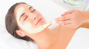 ZAGREB – očistite svoje lice! Kompletan tretman lica uz piling, čišćenje, masku, masažu lica + depilaciju nadusnice, korekciju obrva te masažu vrata i dekoltea u Salonu Ljepote DermaBellus za 149kn!