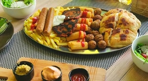 Okusite i Vi vrhunska vegetarijanska jela iz Vege Lege! Prvi i jedini vegetarijanski snack bar u Osijeku poziva Vas na bogatu platu za 2 osobe i pravi gurmanski užitak za samo 89 kn!