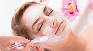 Obnova i hidratacija kože lica tretmanom mikrodermoabrazije u Beauty centru MariLea by Body Balance u Splitu – paket mikroderma + maska + ampula po tipu kože + masaža za samo 199 kn!