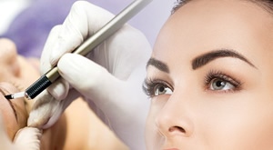 Divina salon ljepote u Zagrebu otvara Vaše oči i daje licu veću  izražajnost microbladingom – japanskim iscrtavanjem obrva uz jednu korekciju unutar 4 tjedna za samo 749 kn!