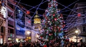 Darojković Promet  vodi Vas na ADVENT u RIJEKU uz 1-dnevni izlet busom uživajte u blagdanima na veselom Korzu uz kulturno-zabavni programi i šarenu štandovsku ponudu, za samo 109 kn/ osobi!