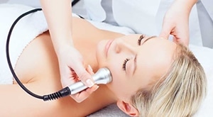 AntiAge / Wellness tretmani lica za mladoliku, svježu i obnovljenu kožu lica! Paket od 5 tretmana u Estetskom centru Nyce u Opatiji uz 89% popusta – za samo 349 kn!