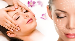 Kraljevski PRIRODNI FACELIFT tretman od 60 min potiče kolagen, briše godine s lica te mu vraća elastičnost! Beauty Health centar Aromarita u Zadru donosi Vam ga za samo 199 kn!