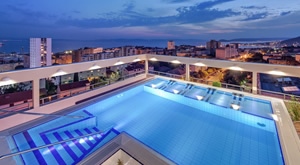 Vrhunski užitak odmora u luksuznom Dioklecijan   Hotel Residence 4* u Splitu uz 3 dana i 2 noćenja s polupansionom i panoramsku Wellness SPA oazu, sve za 2 osobe i samo 1499 kn…