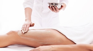 [NOVO] Spas u zadnji čas! Vitki do ljeta s udarnim PAKETOM MRŠAVLJENJA u Enara salonu u Splitu uz 6 tretmana termo dekom + 6 body wrappinga + 6 anticelulitnih masaža uz 58% popusta i za samo 649 kn!