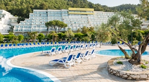 NOVO! Obiteljski odmor u slikovitom Rabcu za fantastičan početak ljeta! Mimosa Lido Palace 4* poziva Vas uz 3 ili 5 noćenja s ALL INCLUSIVE LIGHT uslugom za 2 osobe i 2 djece do 7 g., super cijena!