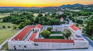 Raskošna ljepota Heritage Hotela Mašković Han u Vrani: 2 dana/1noćenje ili 4 dana/3 noćenja s doručkom + privatno korištenje Wellness   Spa te gratis parking, sve za 2 osobe i od samo 999 kn!