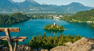 Ovu jesen rezervirajte za put na Bled i Bohinj! Darojković Promet Vas vodi na jednodnevni izlet u slovenske bisere prirodnih ljepota uz prijevoz busom za samo 189 kn/osobi!