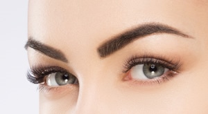 NOVO! Pogled koji se ne zaboravlja! Istaknite svoju ljepotu uz UGRADNJU klasičnih ili volumenskih trepavica ili microshading / puder obrve u Platinum Bella Beauty u Rijeci, već od samo 165 kn!