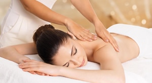 Savršena kombinacija za otklanjanje stresa i opuštanje u ELLE salonu u Zagrebu! Izbor masaže: antistress sa akupresarnim točkama ili medicinska/ relax od 45 min ili 60 min, od samo 89 kn!