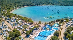 Bezbrižan PROLJETNI predah u ISTRI – 6 dana/ 5 noćenja za do 6 OSOBA uz izbor između 5 luksuzna kampa i smještaj u GLAMPING ŠATORIMA + finalno čišćenje i parkirno mjesto, samo 1499 kn!