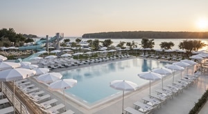 Raj za obitelj na otoku Krku! FALKENSTEINER HOTELU PARK PUNAT 4* očekuje Vas uz 3 dana/2 noćenja s POLUPANSIONOM + pića uz obroke za 2 osobe i 2 djece do 11,99 god., samo 1830 kn!