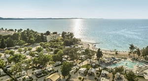 OBITELJSKI odmor u Falkensteiner Premium Camping Zadar 5* – 3 dana/2 noćenja u mobilnim kućicama za 2 ili 4 odraslih i 1 dijete do 11,99 godina, SPA centar, najam bicikala…sve za već od 125 €!