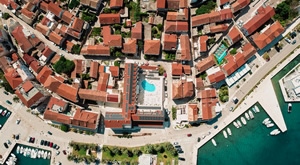 Ljetovanje na Korčuli uz 6 dana/5 noćenja ili 8 dana/7 noćenja s polupansionom za 2 osobe u Hotelu Korkyra 4* u Vela Luci, vanjski bazen, sauna, teretana…