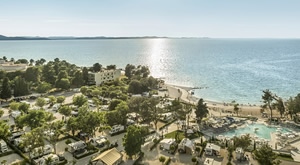 Odmor u Falkensteiner Premium Camping Zadar 5* uz 3 dana i 2 noćenja u mobilnim kućicama za 2 ili 4 odraslih i 1 dijete do 11,99 g., SPA centar, vanjski bazen, korištenje bicikala…