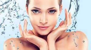 Njegovano lice je osnova dobrog izgleda! Kozmetički salon Talija iz Splita donosi hvaljeni tretman HYDRAFACIAL uz njegu maskom u trajanju od 60 minuta za samo 49 eura!