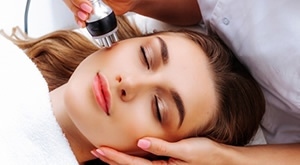 Salon TeSa vam donosi radiofrekvenciju lica s dubinskom hidratacijom i limfnu drenažu tijela!