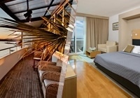 Odmorite se tik uz more u hotelu San Antonio u Podstrani - 1 ili 2 noć s doručkom!