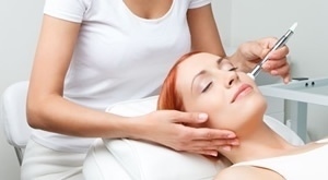 Mikrodermoabrazija, hidratacija lica i maska u salonu Artevita u Varaždinu!