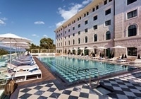 Uživajte u luksuznom odmoru - 3 dana u Hotelu Brown Beach House uz raskošne večere u 3 slijeda!