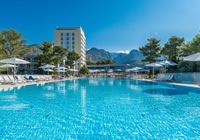 Praznik rada u Starigrad Paklenici za cijelu obitelj uz polupansion u Bluesun Holiday Villageu Alan!