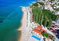 KAMP ALMISSA OMIŠ: Špica sezone u mobilnoj kućici uz polupansion za cijelu obitelj! Bazeni i sport!